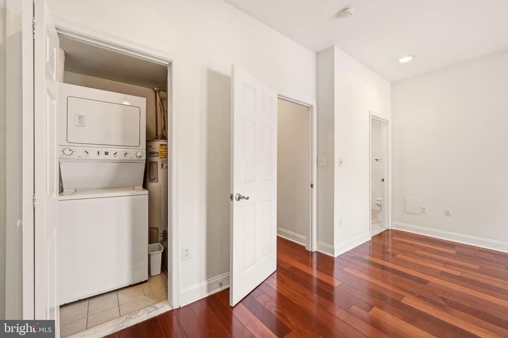 1610 11TH STREET NW Unit: 2B