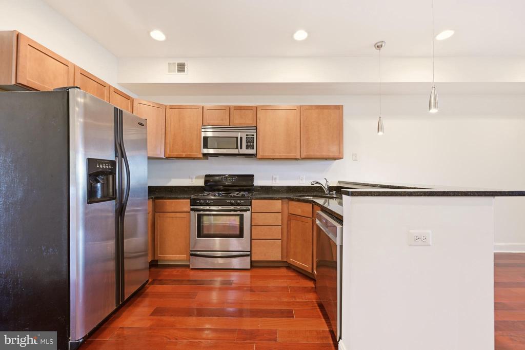 1610 11TH STREET NW Unit: 2B