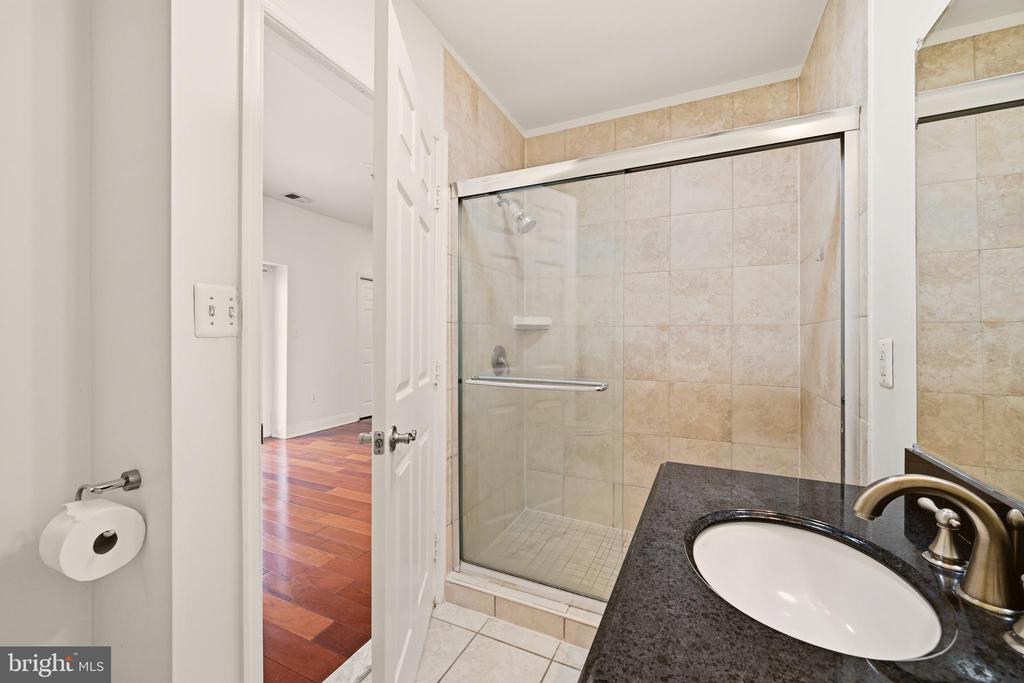 1610 11TH STREET NW Unit: 2B