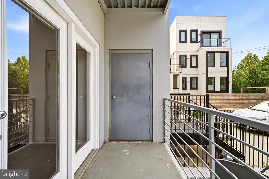1610 11TH STREET NW Unit: 2B