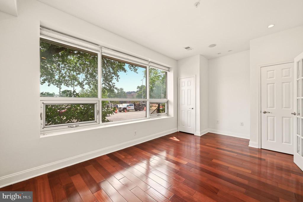 1610 11TH STREET NW Unit: 2B