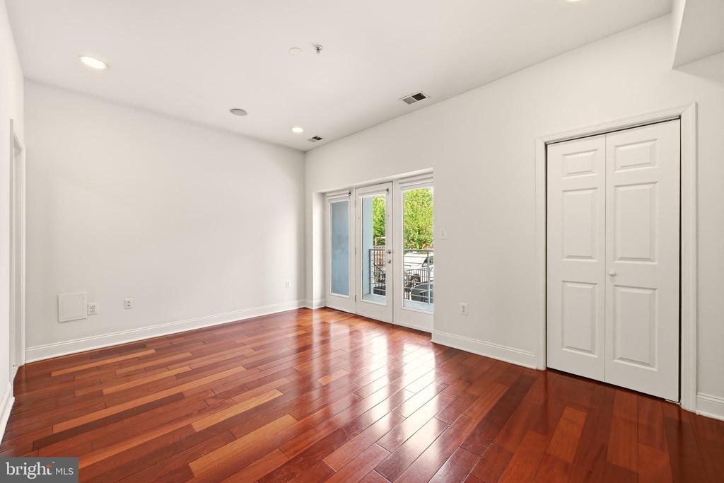 1610 11TH STREET NW Unit: 2B