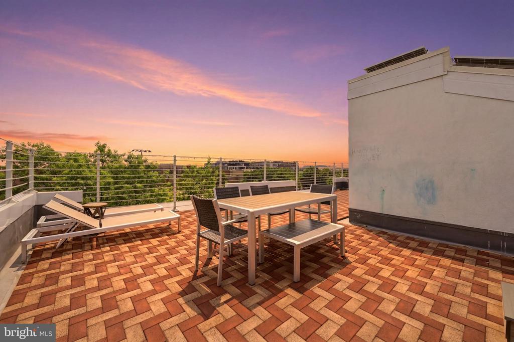 1610 11TH STREET NW Unit: 2B