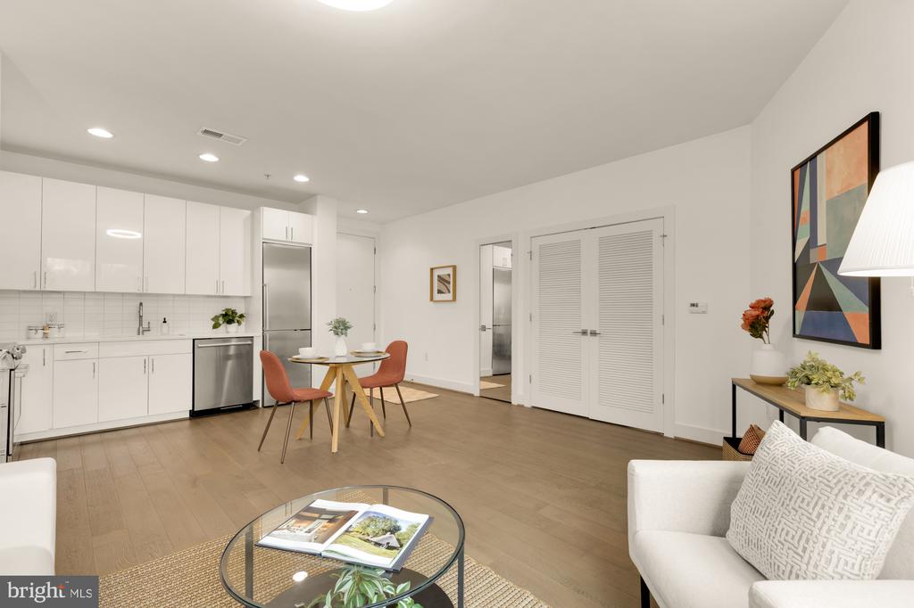 1500 PENNSYLVANIA AVENUE SE Unit: 305