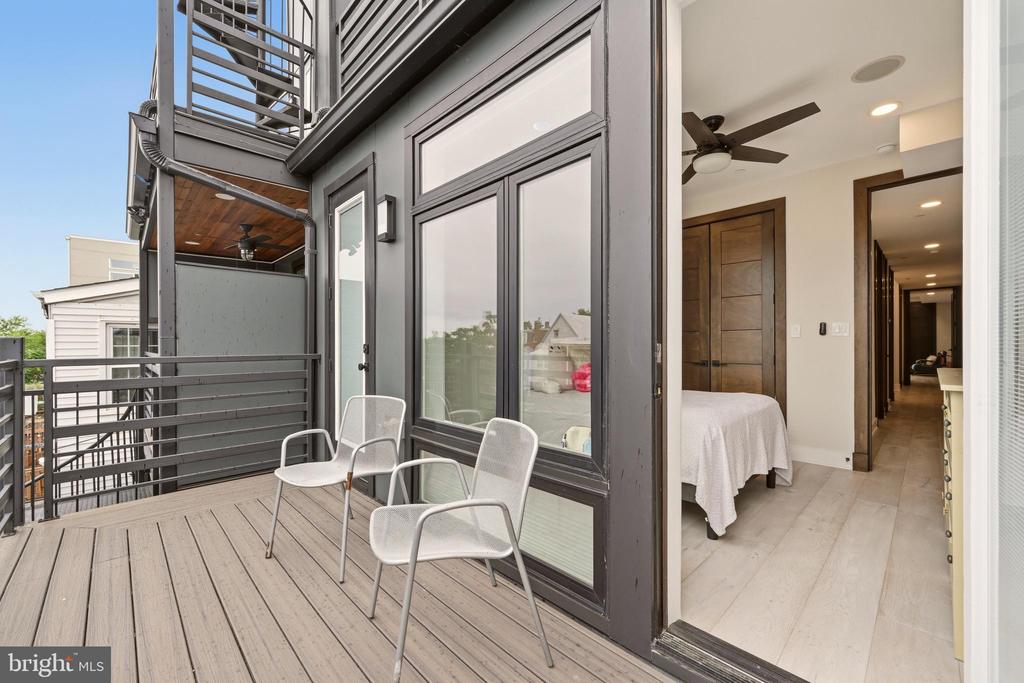 3554 13TH STREET NW Unit: 2