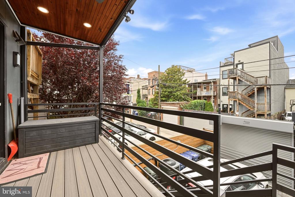 3554 13TH STREET NW Unit: 2