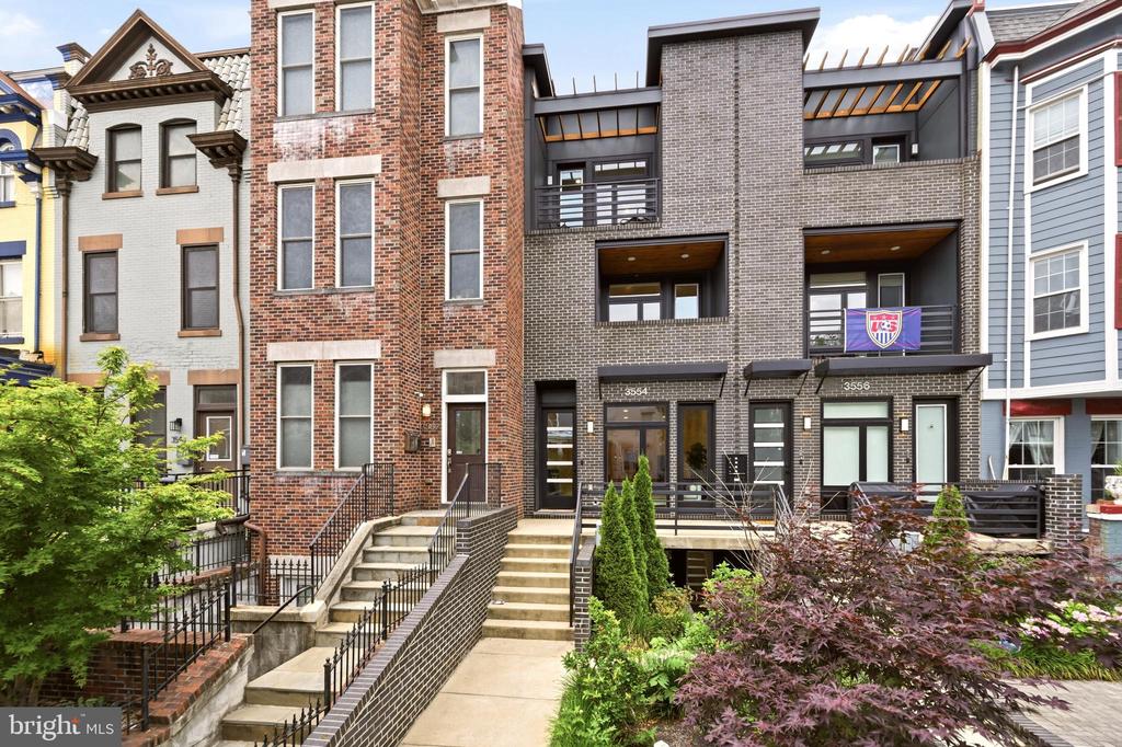 3554 13TH STREET NW Unit: 2