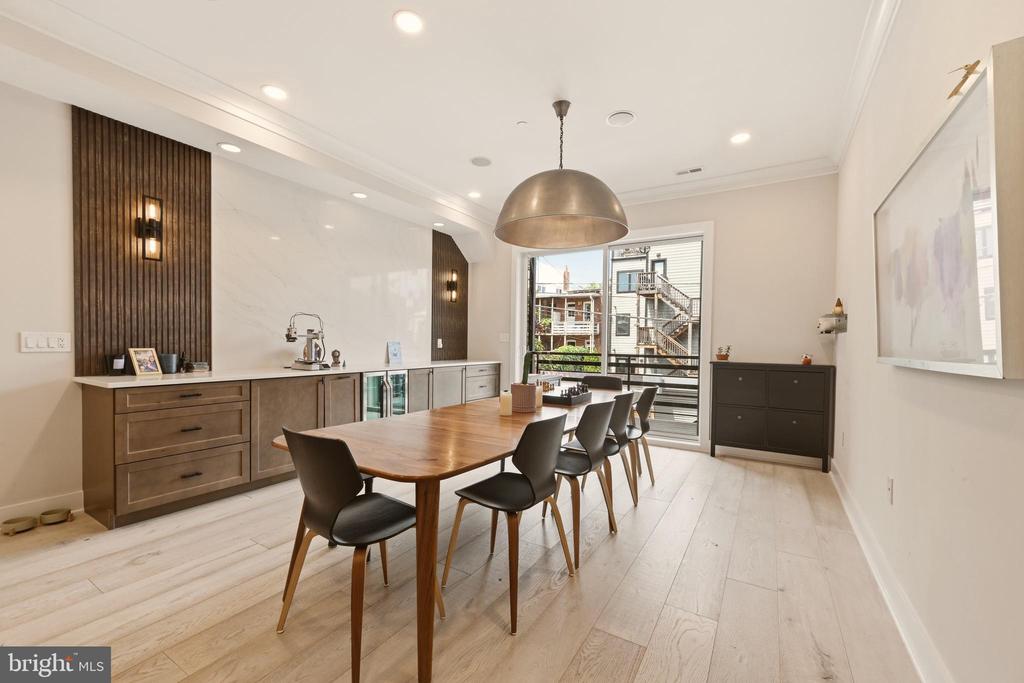 3554 13TH STREET NW Unit: 2