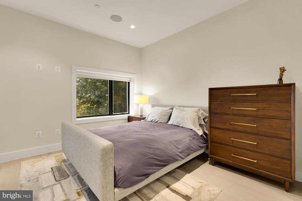 1530 3RD STREET NW Unit: 2