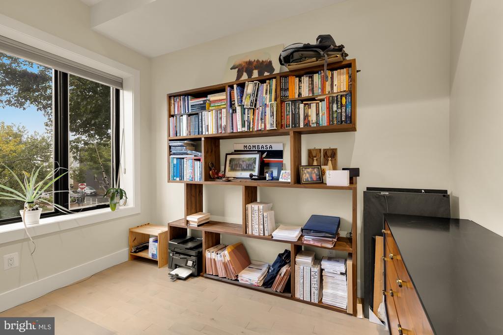 1530 3RD STREET NW Unit: 2