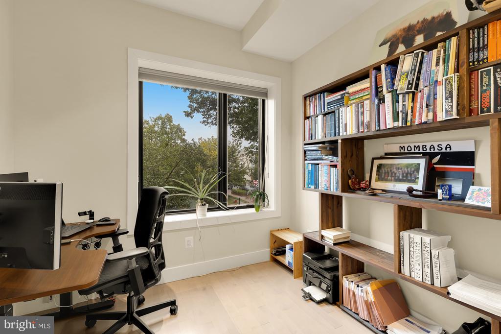1530 3RD STREET NW Unit: 2