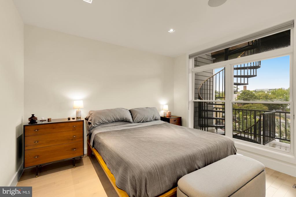 1530 3RD STREET NW Unit: 2