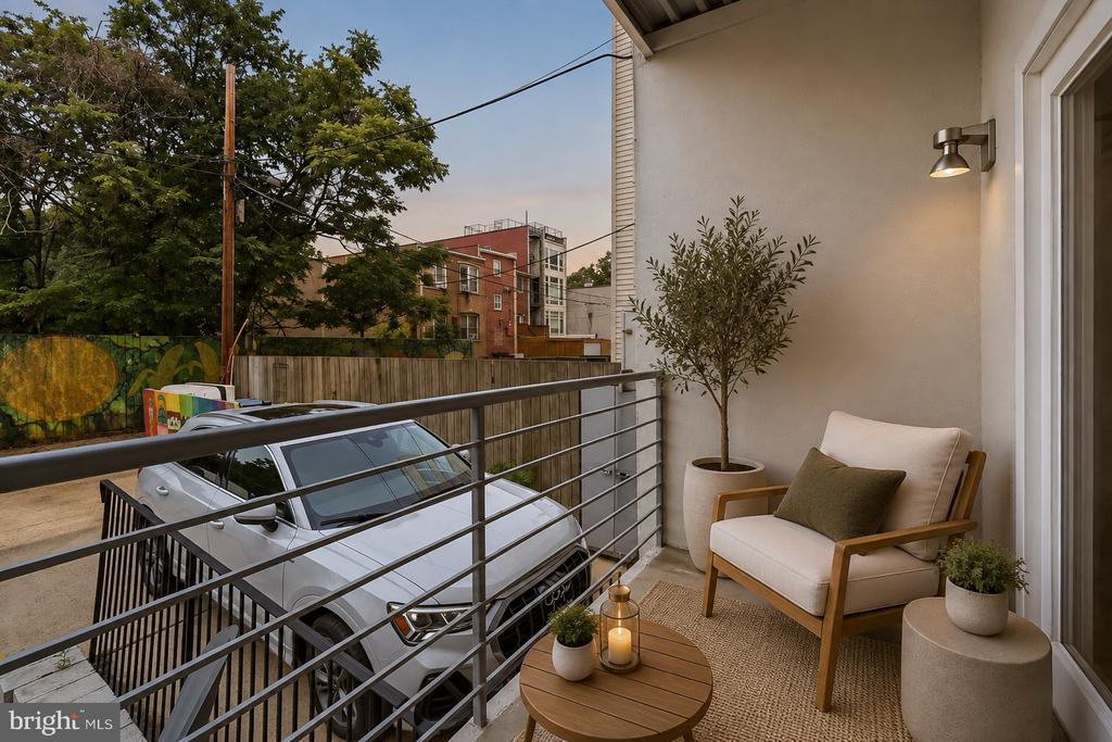 1610 11TH STREET NW Unit: 2B