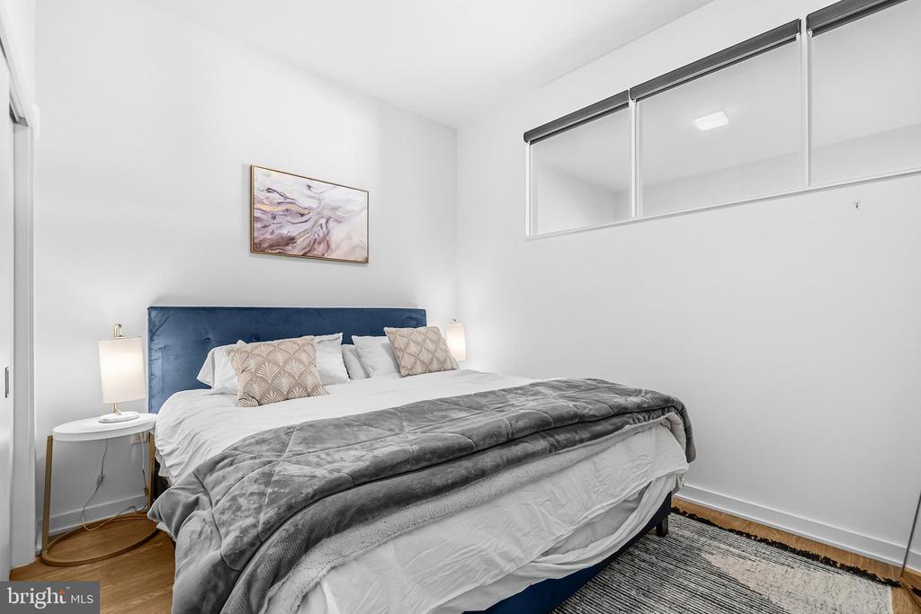 1625 ECKINGTON PLACE NE Unit: 715
