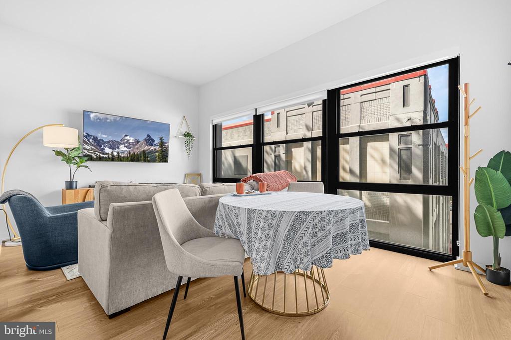 1625 ECKINGTON PLACE NE Unit: 715