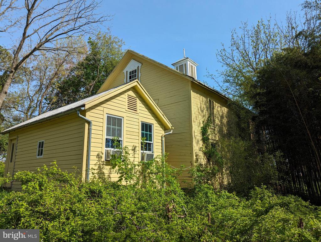 3341 Uniontown Rd