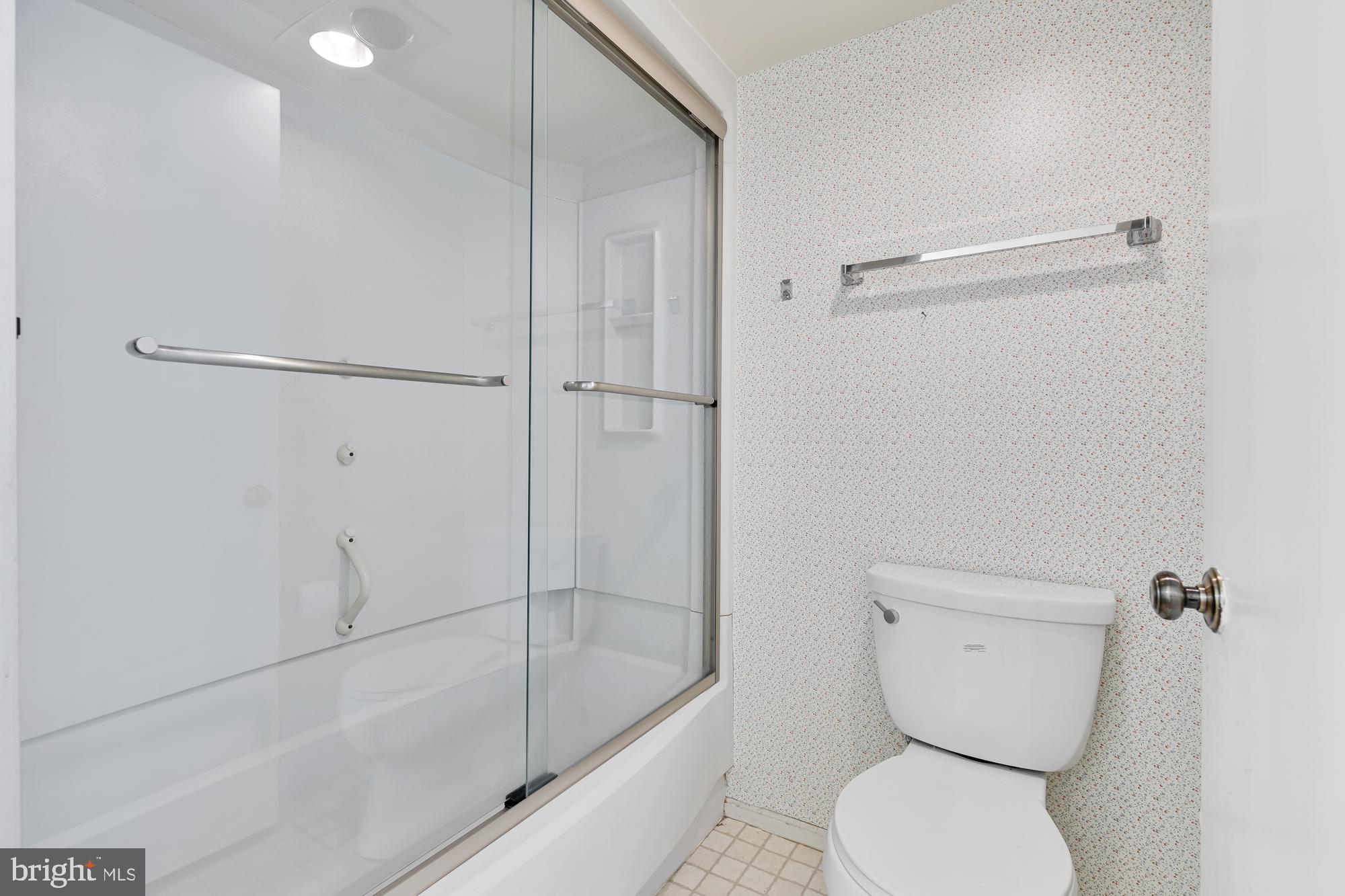 15101 Interlachen DRIVE Unit: 1-1015