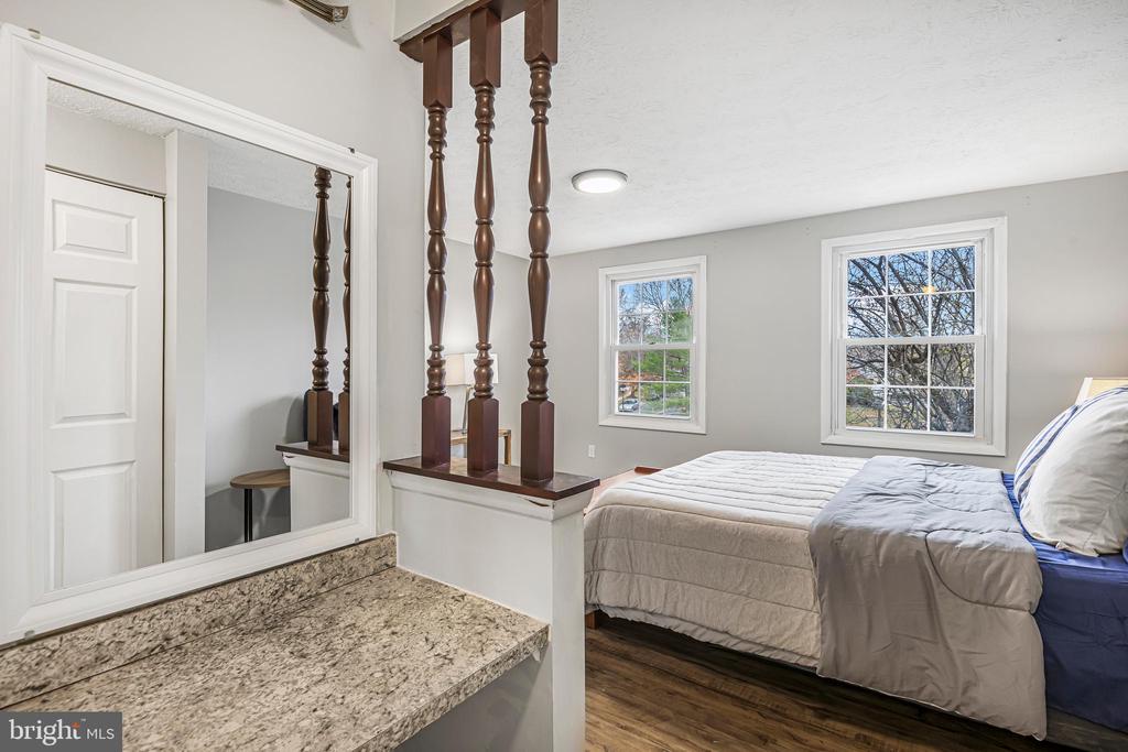 4303 Leatherwood Ter