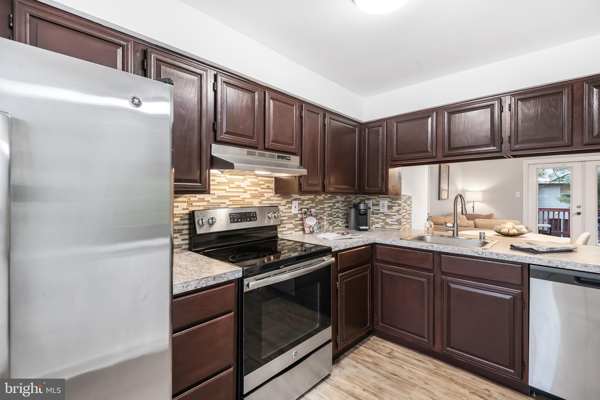 4303 Leatherwood Ter