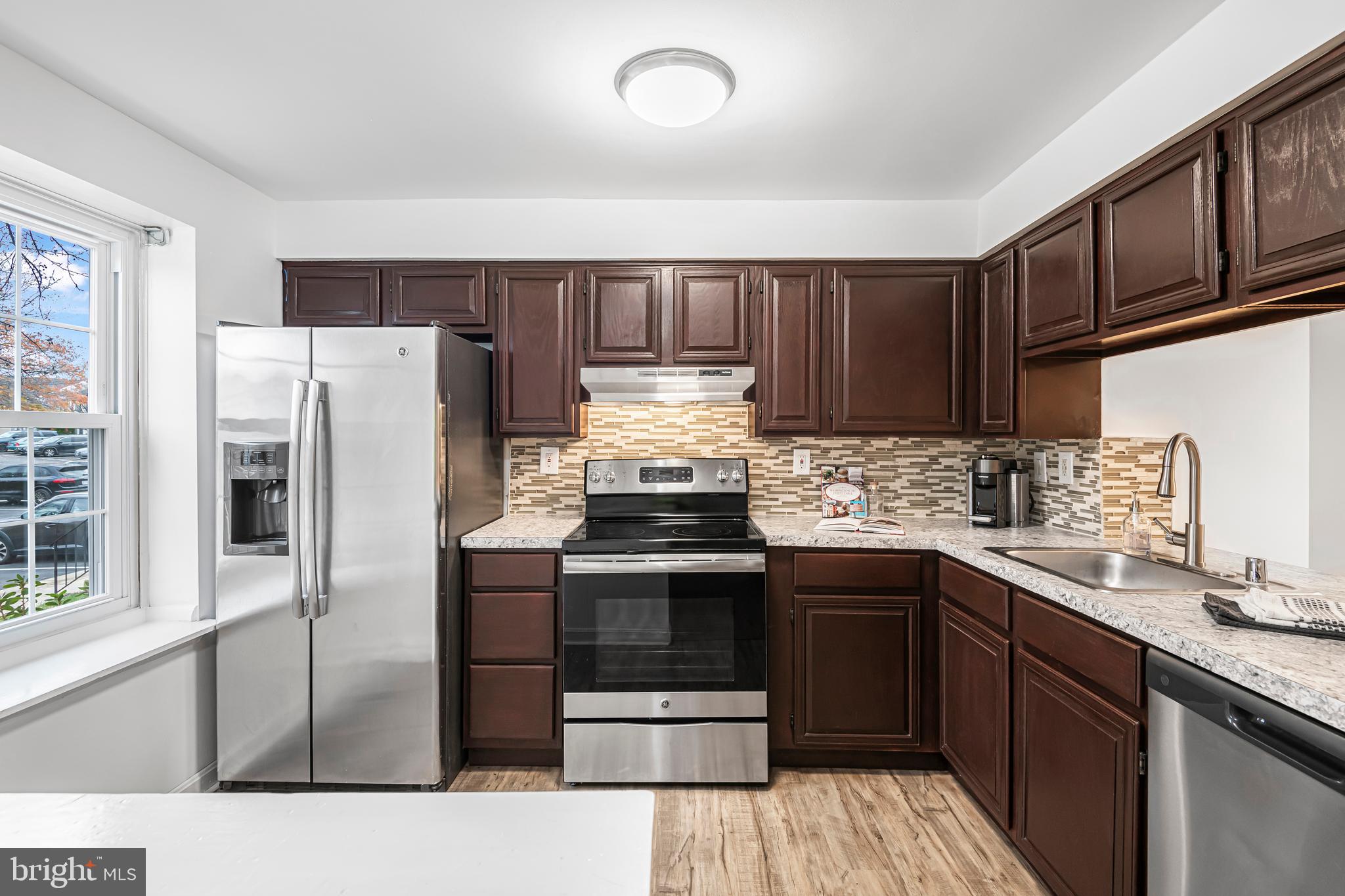 4303 Leatherwood Ter