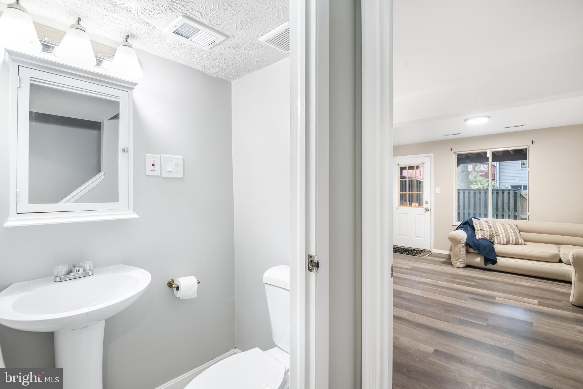 4303 Leatherwood Ter