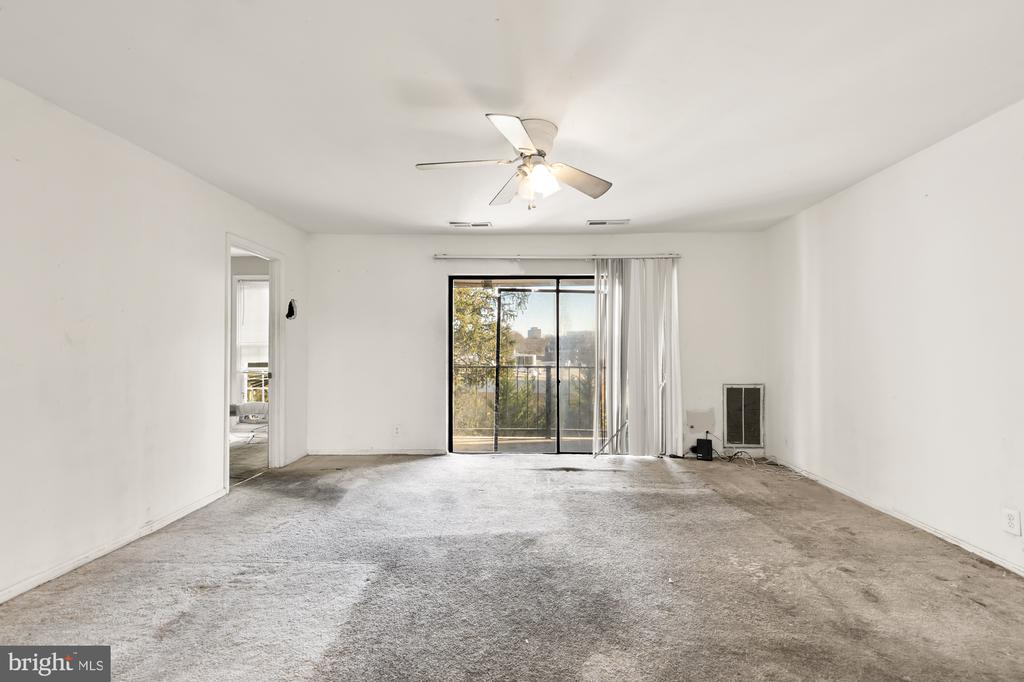 808 Quince Orchard Blvd #201