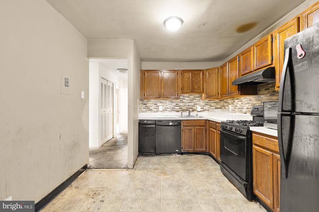 808 Quince Orchard Blvd #201