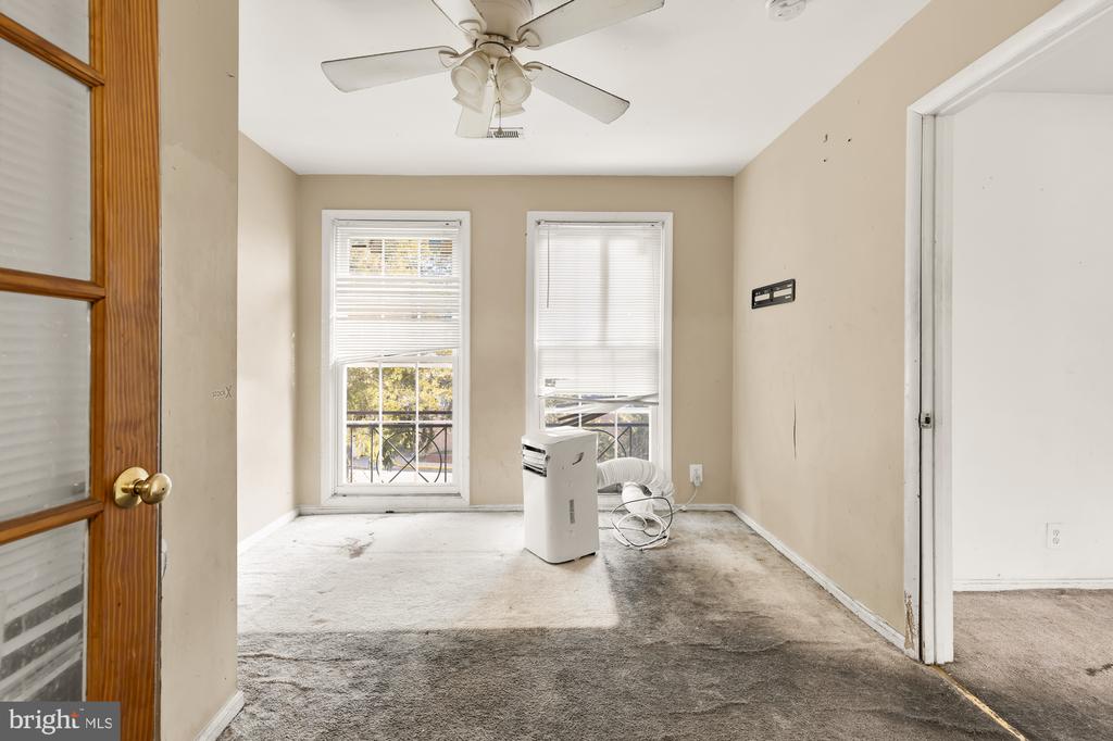 808 Quince Orchard Blvd #201