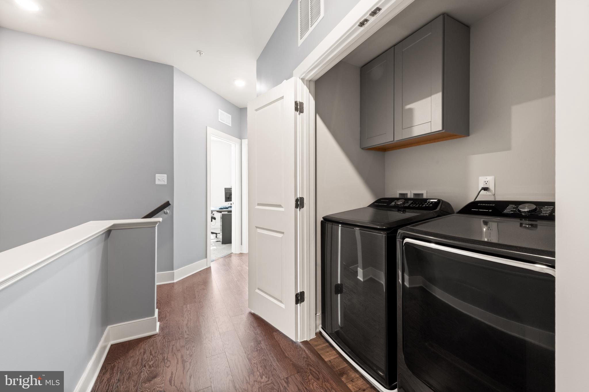 135 KLEE ALLEY