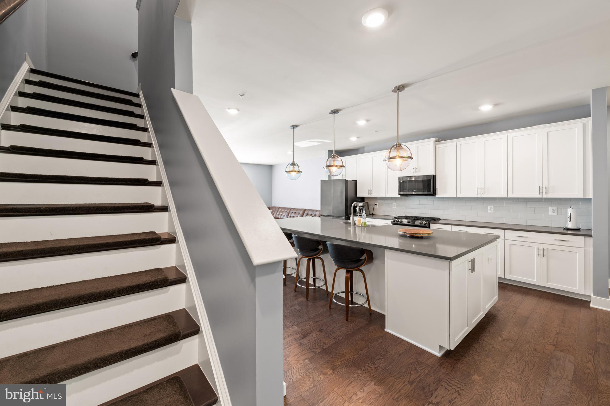 135 KLEE ALLEY