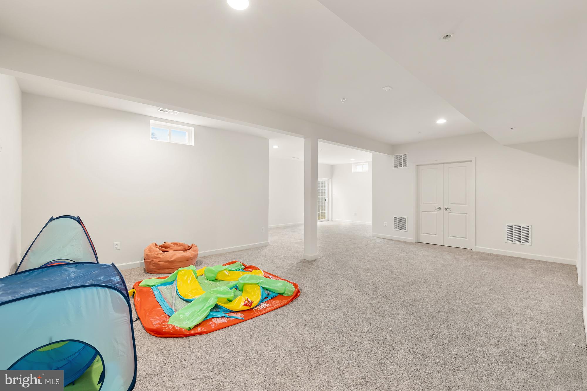 11108 King Gallahan Ct