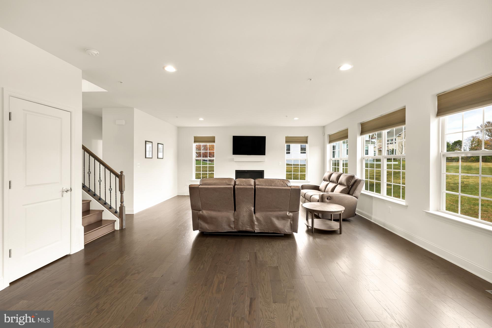 11108 King Gallahan Ct