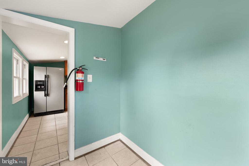 5423 Tilden Rd
