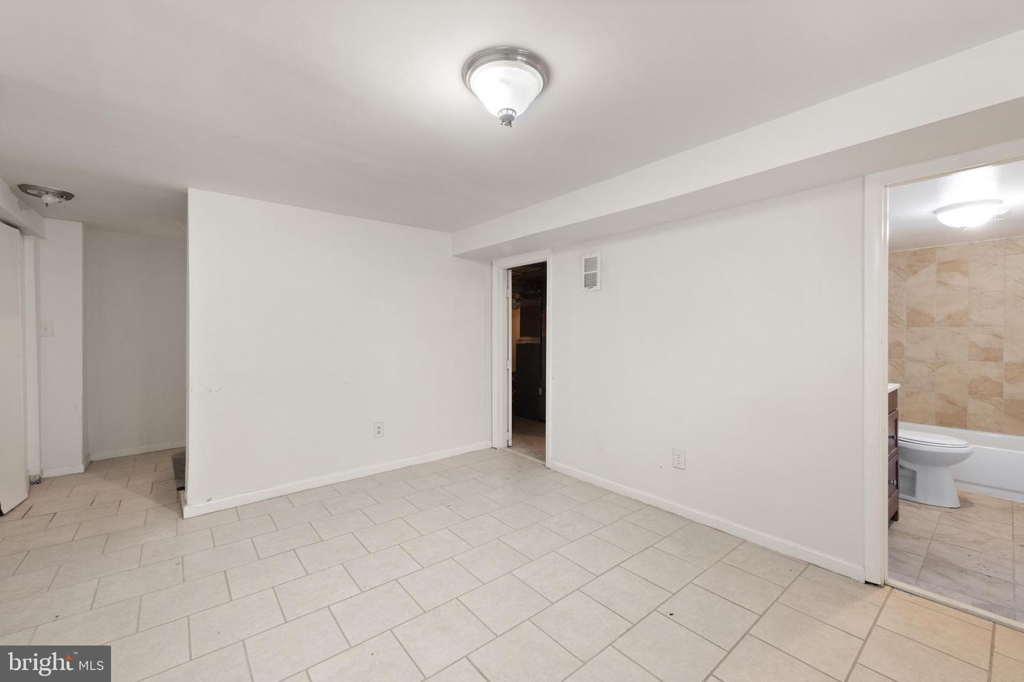 5423 Tilden Rd