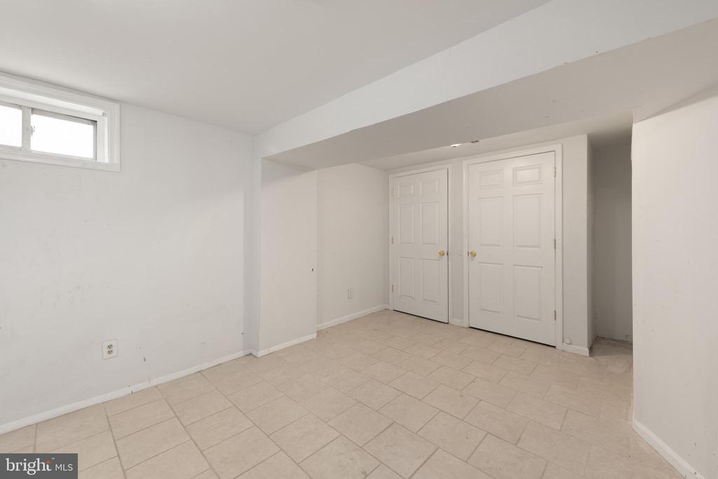 5423 Tilden Rd