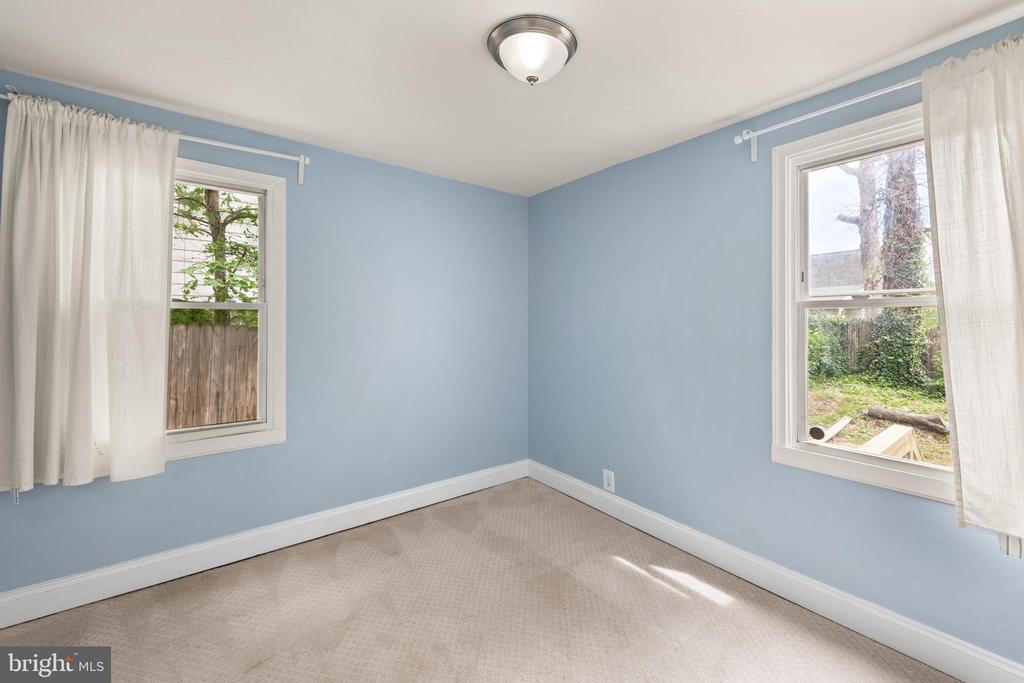 5423 Tilden Rd