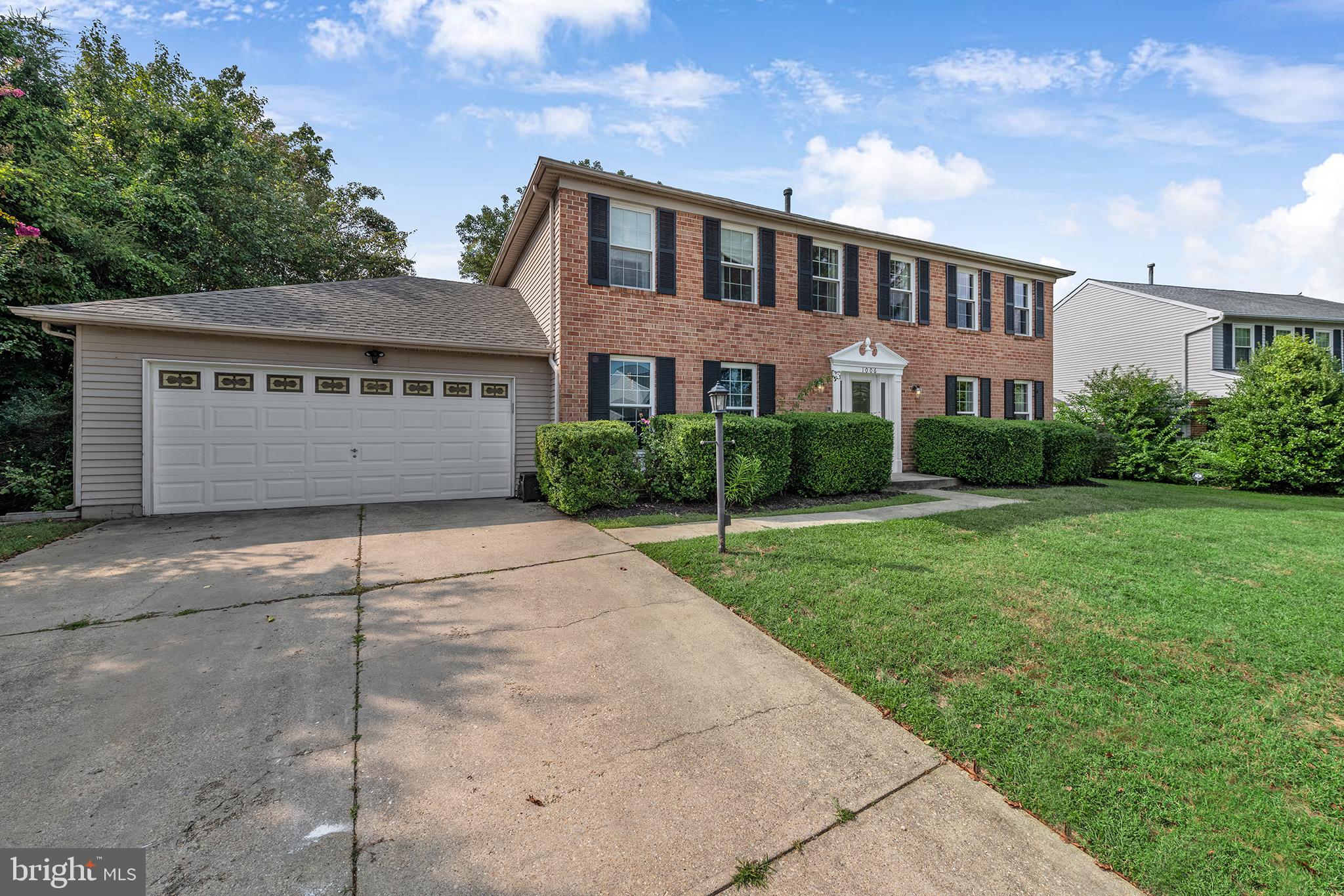 1006 WINGED FOOT DRIVE