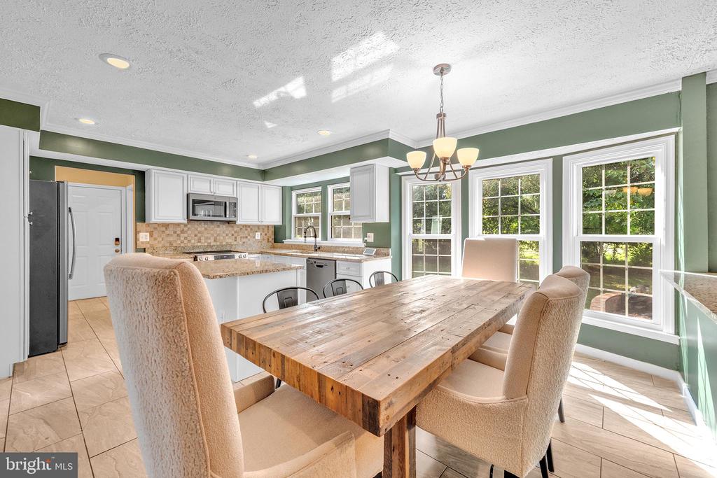 1006 WINGED FOOT DRIVE