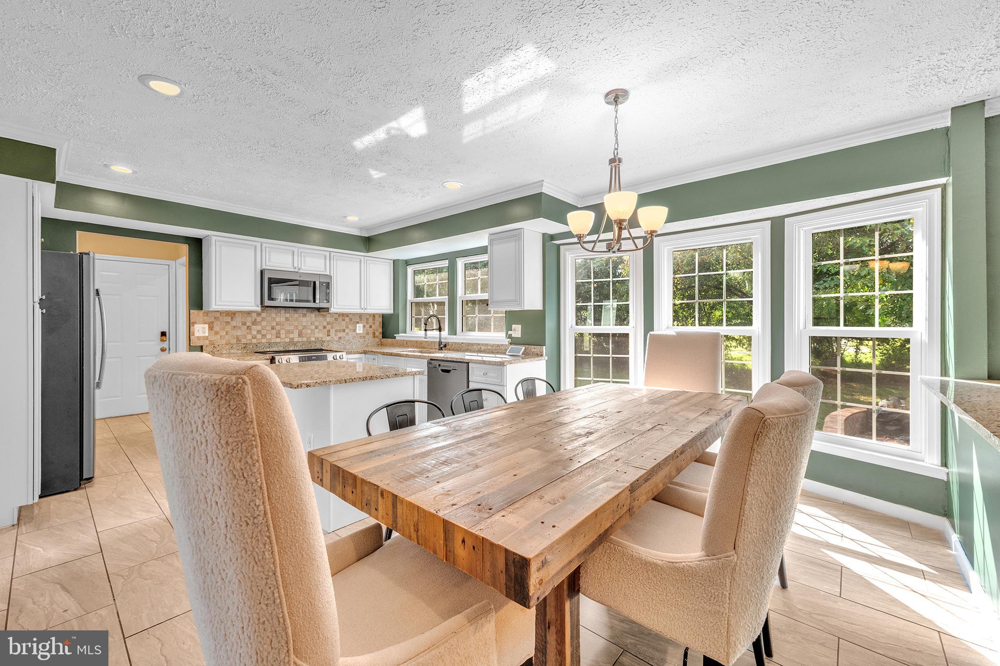 1006 WINGED FOOT DRIVE