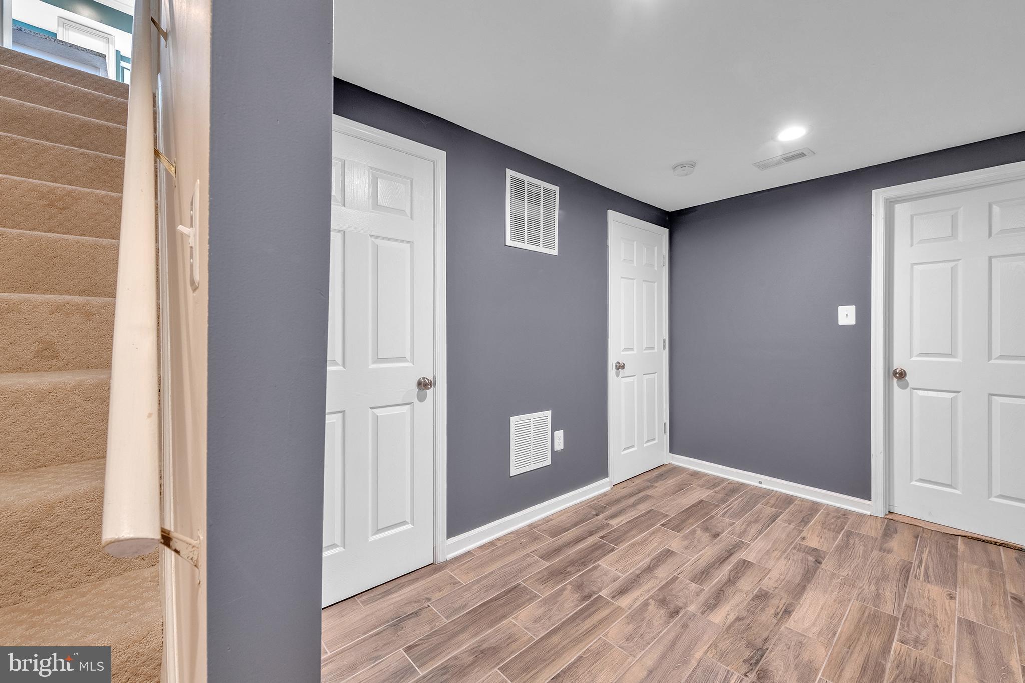 1006 WINGED FOOT DRIVE