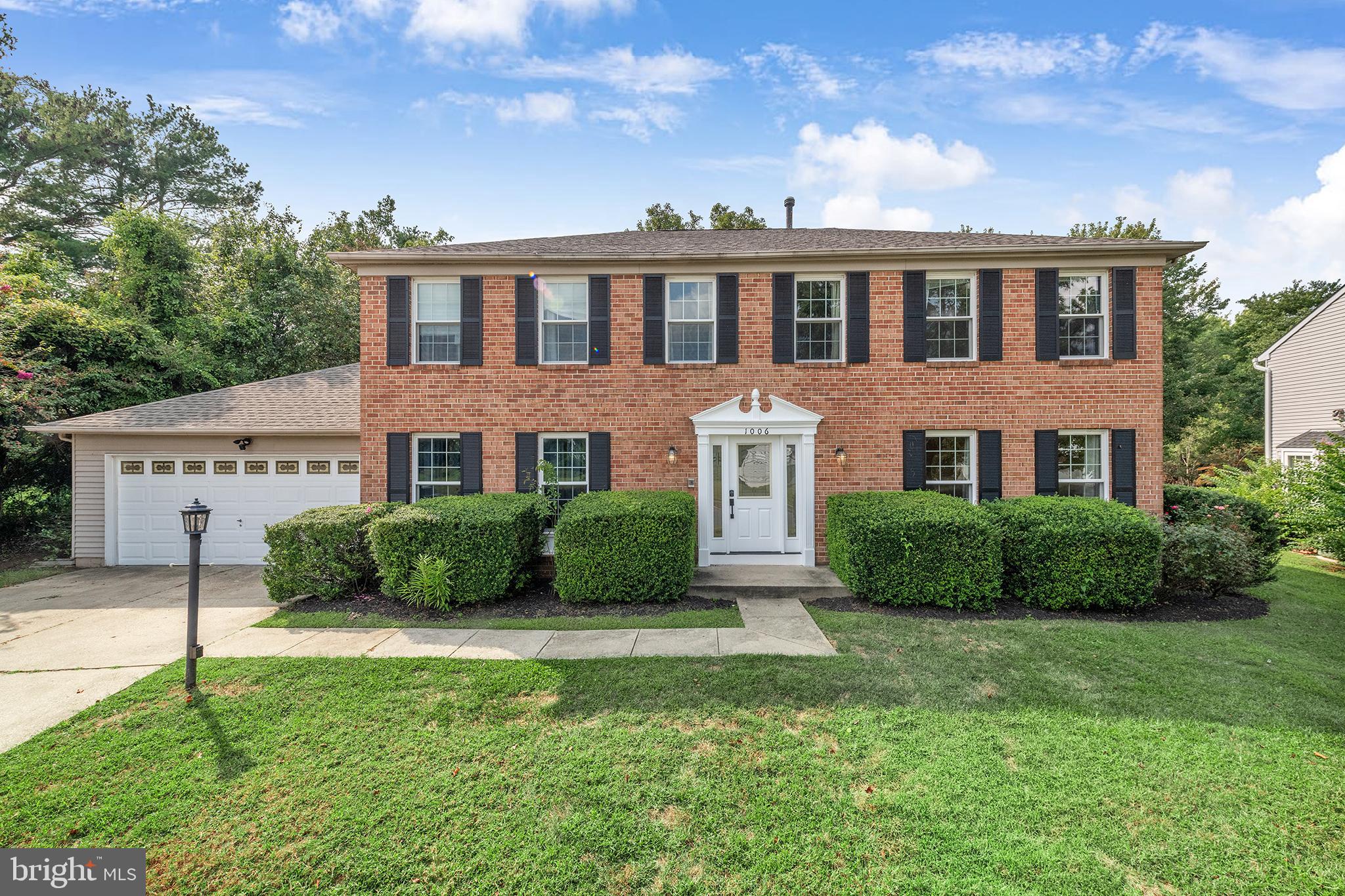 1006 WINGED FOOT DRIVE