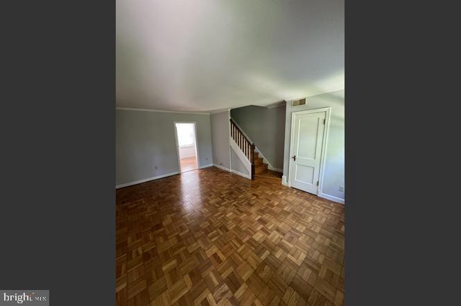 1500 S BARTON ST #583