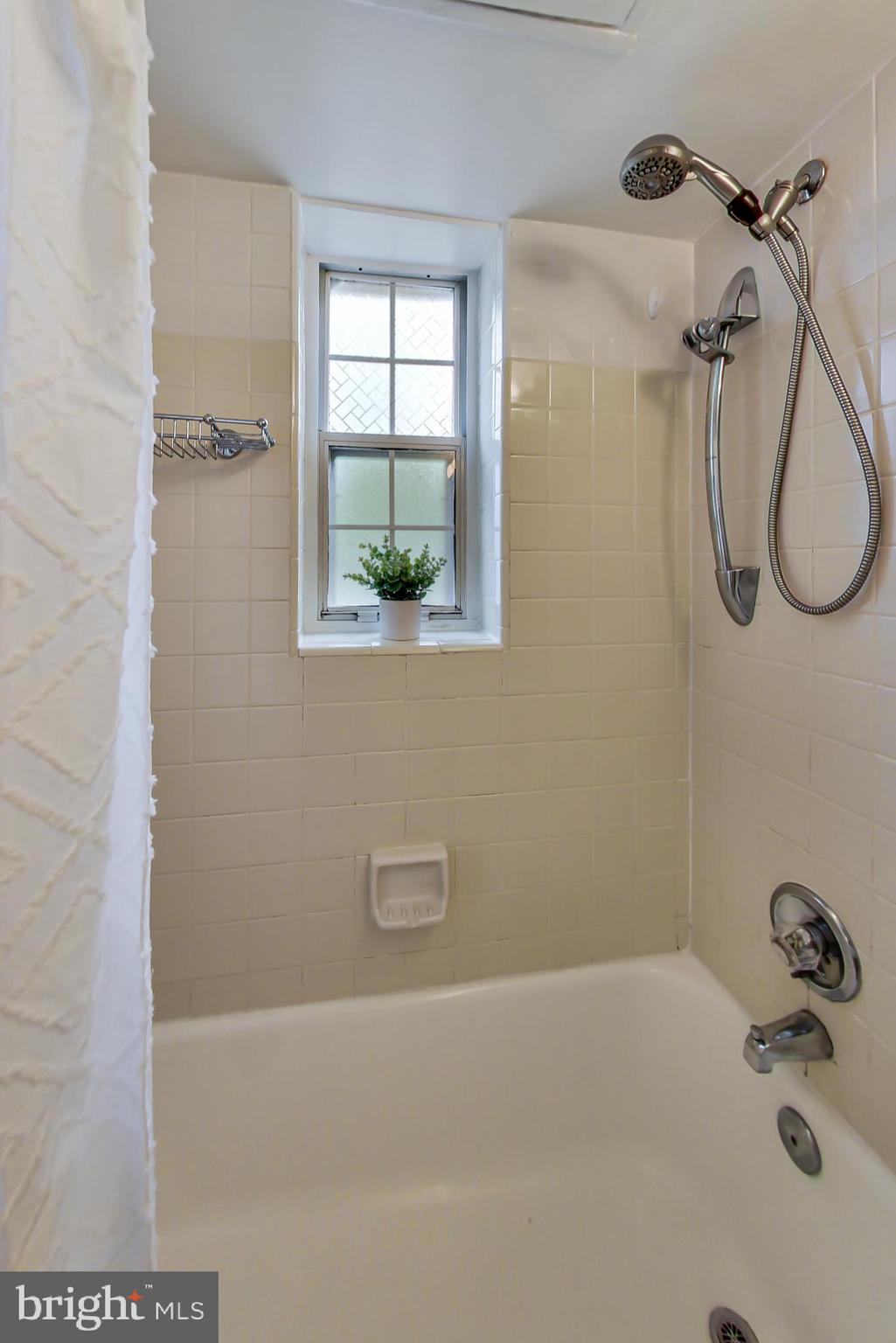 1303 N ODE STREET 215