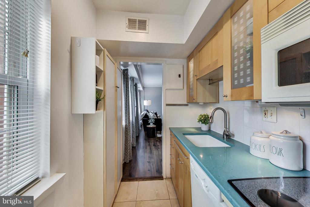1303 N ODE STREET 215