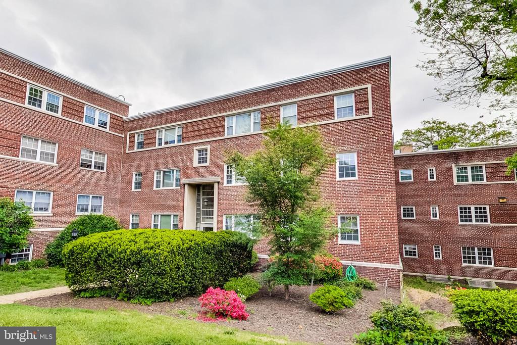 1303 N ODE STREET 215