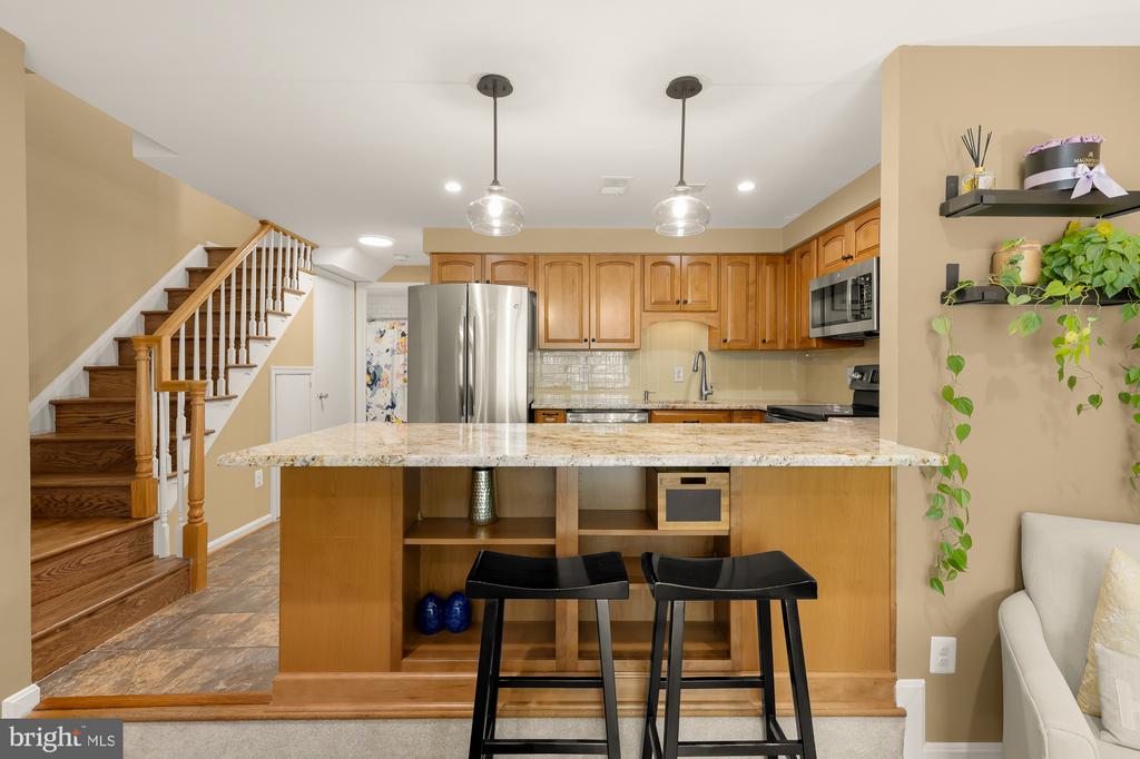48 N BEDFORD STREET Unit: 48B