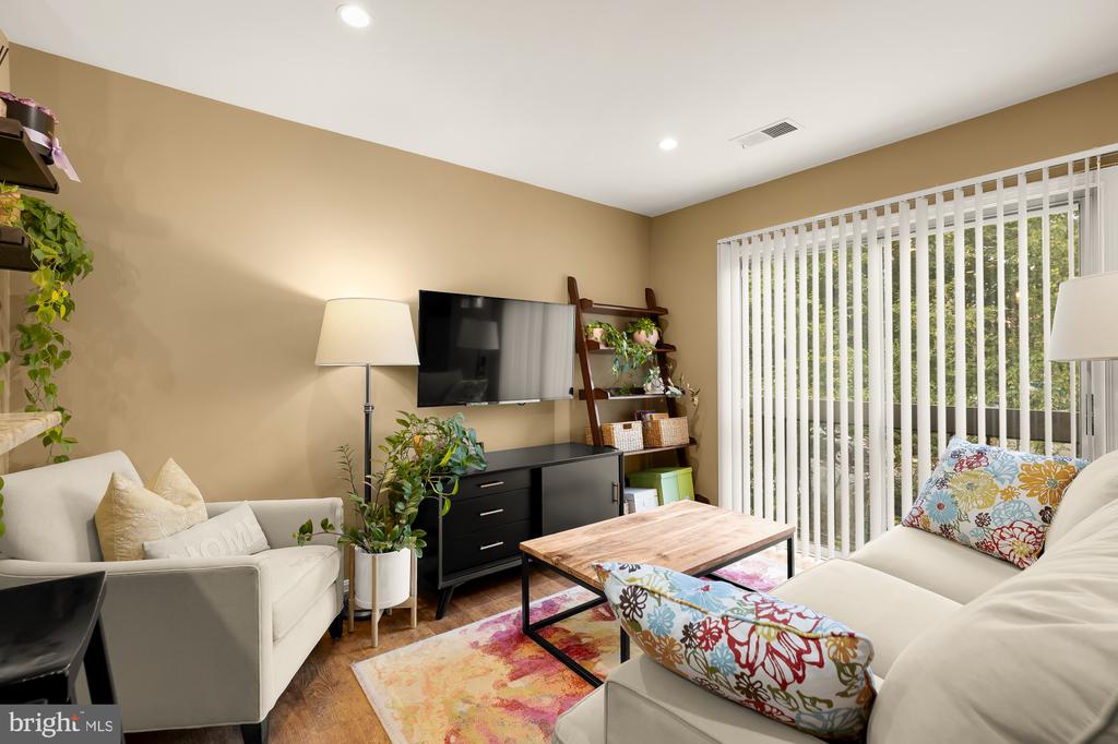 48 N BEDFORD STREET Unit: 48B