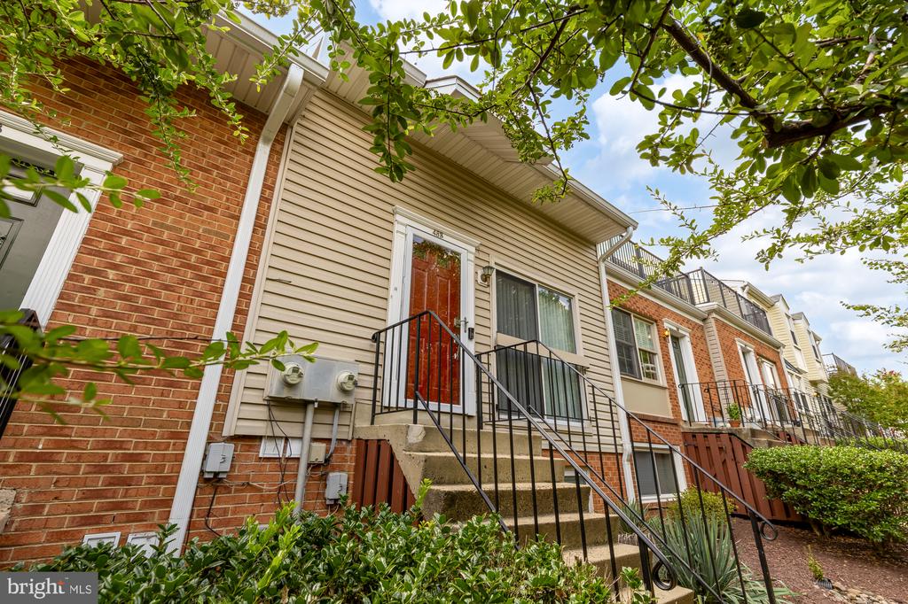48 N BEDFORD STREET Unit: 48B