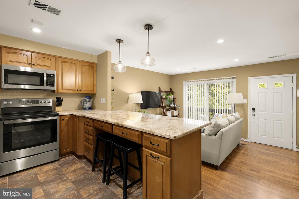 48 N BEDFORD STREET Unit: 48B