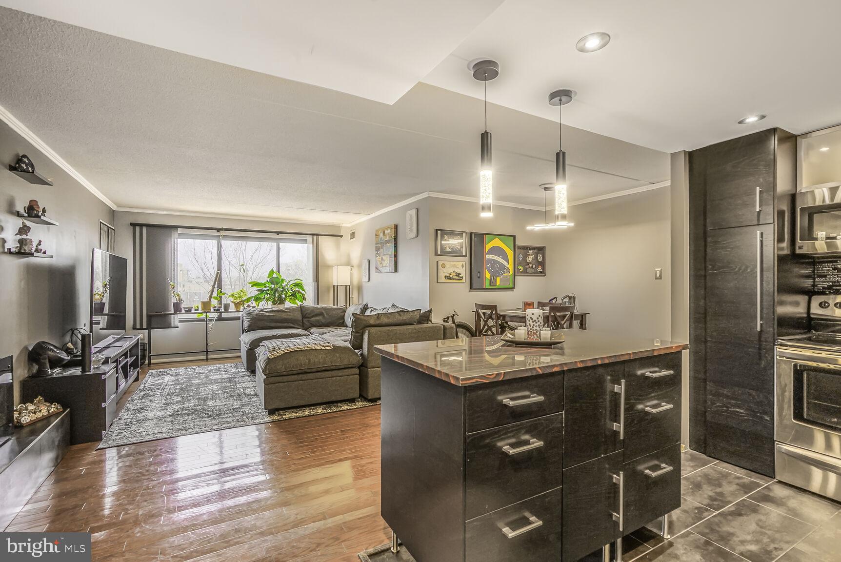 6300 Stevenson Ave #522